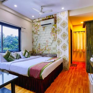 3 Hours Budget Double or Twin Room
